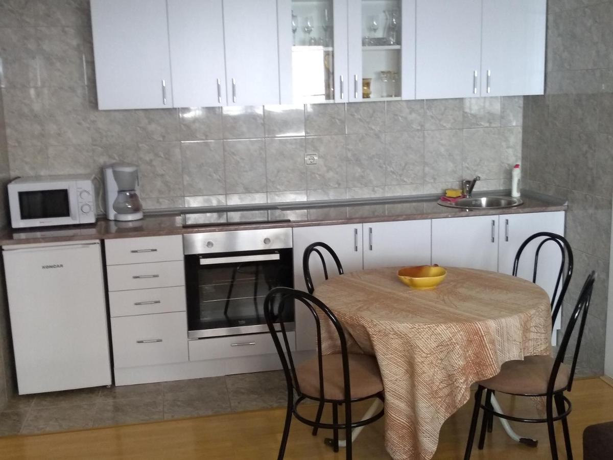 Apartment Vojinovic Аранделовац Экстерьер фото